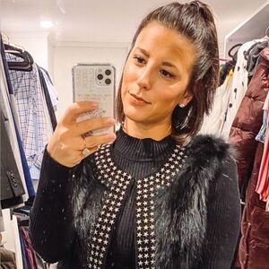 Jocelyn Fox Belly Vest 100%
Genuine Fur